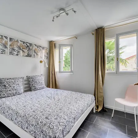 Paris Orly Apartment *